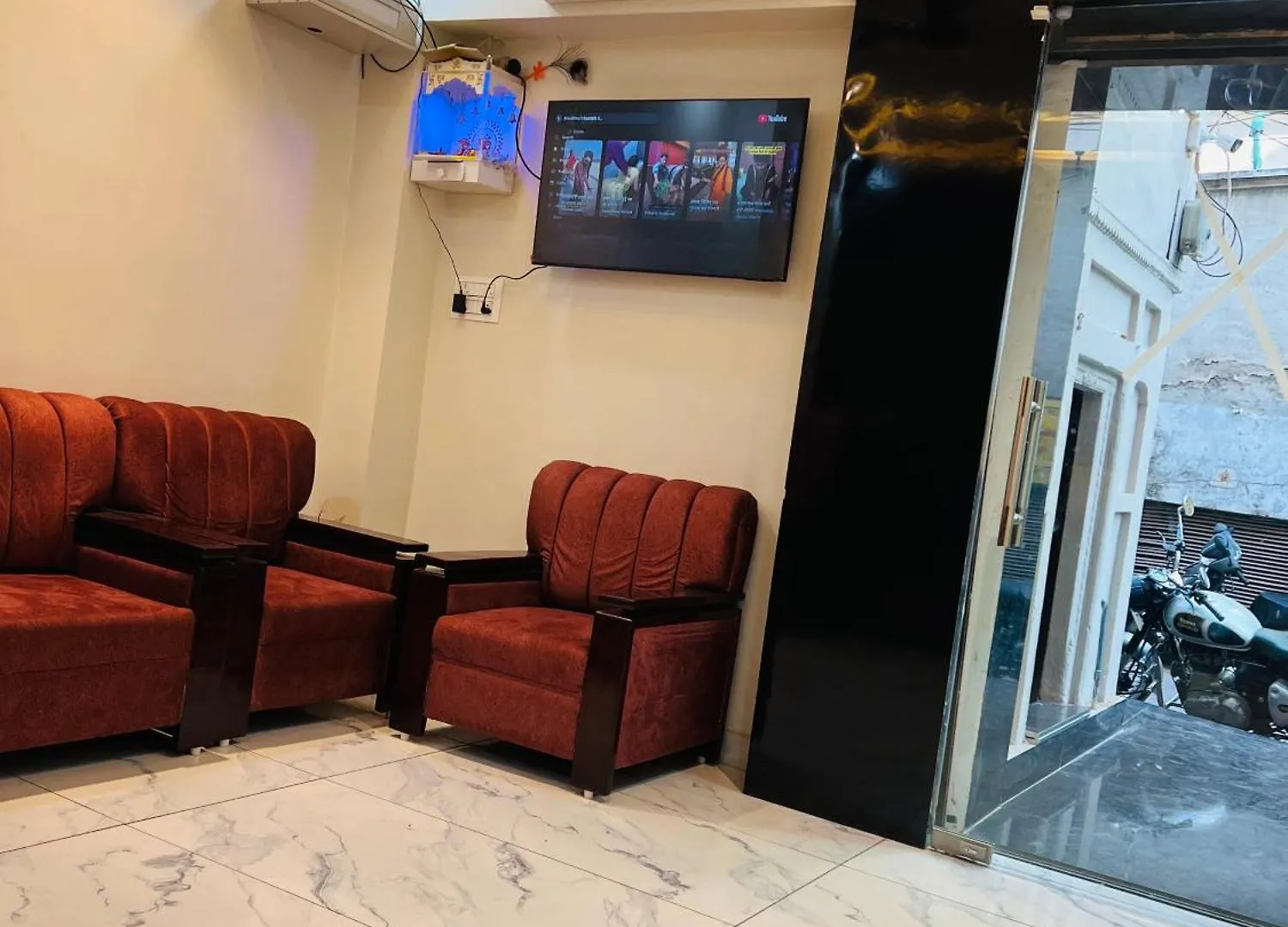 Bhagwati Paying Guest House Varanasi